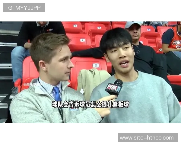 张博源分享伊利诺伊大学访校定妆照展现青春活力与篮球梦想